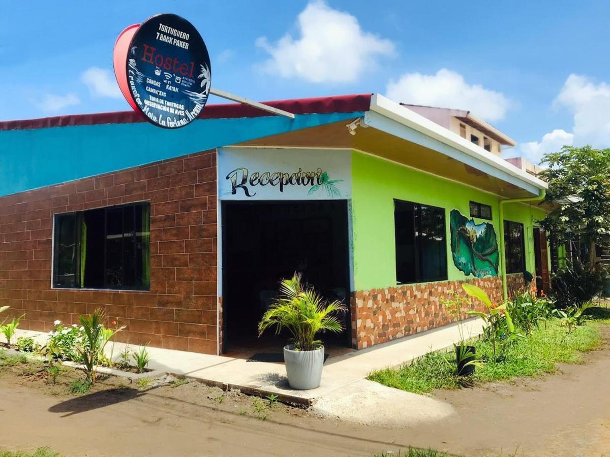 Hostel Tortuguero 7Backpackers Екстер'єр фото